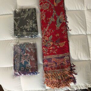 Couch cover with fringes (3 different colors available)